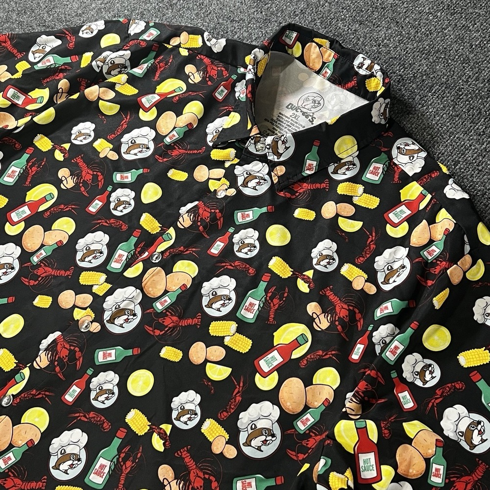 Buc-ees Shirt Men 2XL Crawfish Boil Hawaiian Hot Sauce Chef Cajun Button